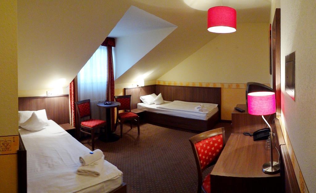 Ostrůvek Hotel 3*