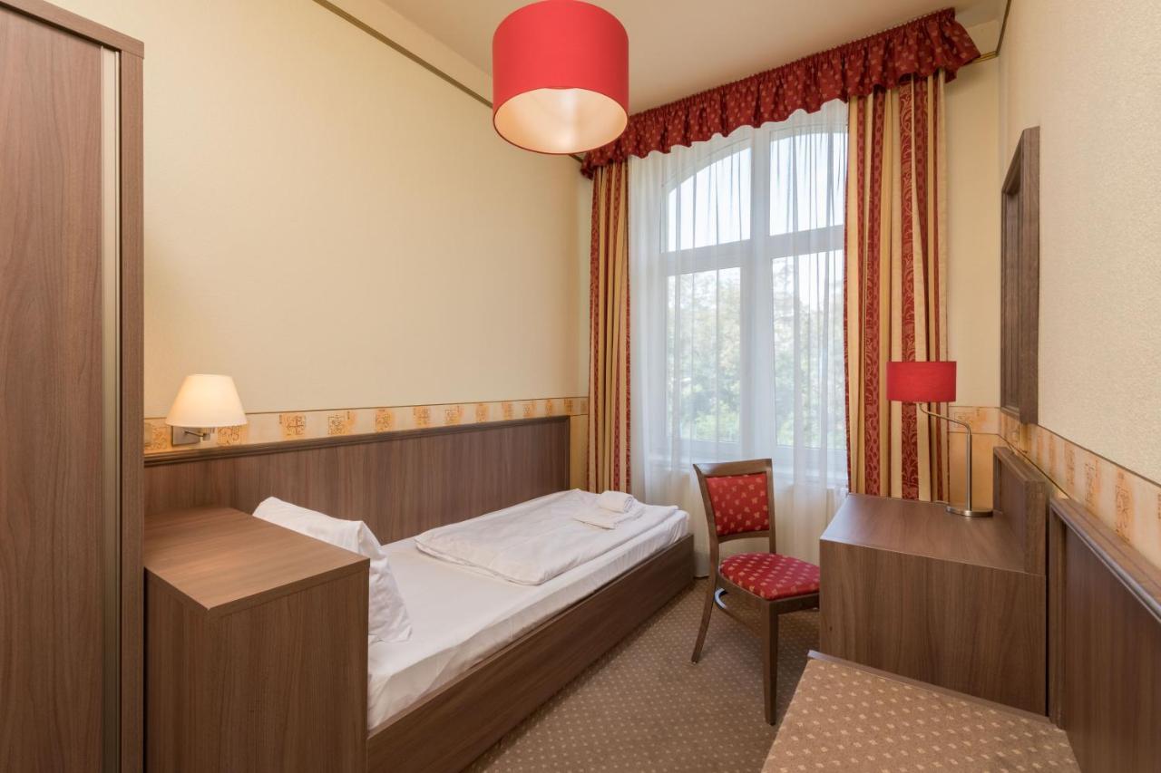 Ostrůvek Hotel 3*