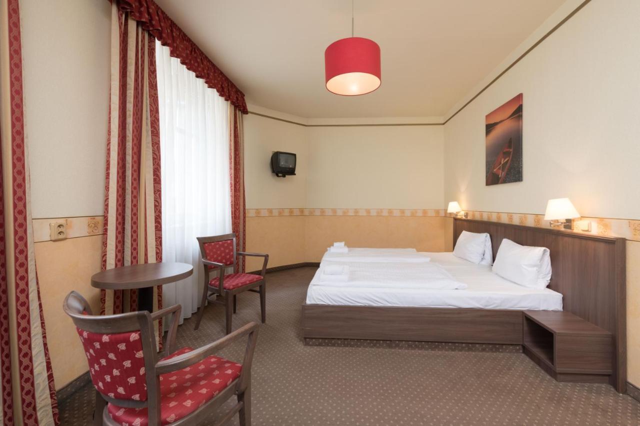 Hotel Ostrůvek 3*