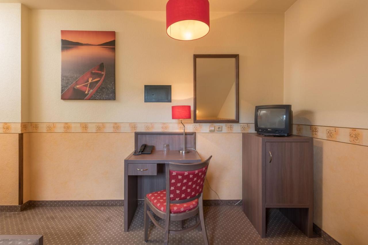Ostrůvek Hotel 3*